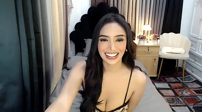 Snapshot of StellaBucks chatting on 01.04.25 StellaBucks online show from 01.04.25