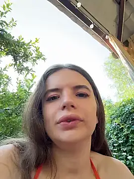 Snapshot of Naughty_Alice chatting on 06.25.26 Naughty Alice online show from 06.25.26
