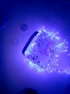 Snapshot of ExoticCarpark chatting on 09.13.25 ExoticCarpark online show from 09.13.25