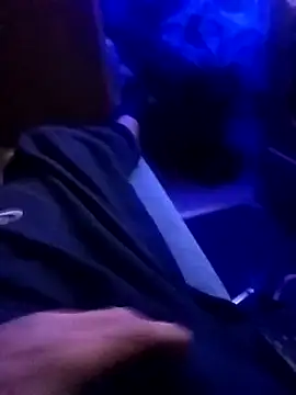 Snapshot of ExoticCarpark chatting on 11.01.25 ExoticCarpark online show from 11.01.25