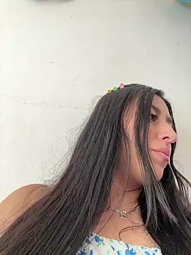 Snapshot of Sofhi_corolinne31 chatting on 03.01.25 Sofhi corolinne31 online show from 03.01.25