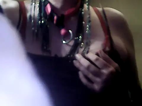 sissy sarah69 online show from 10.05.25