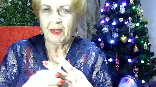 Emma52610 online show from 01.11.25