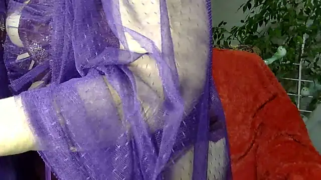 Emma52610 online show from 02.12.25