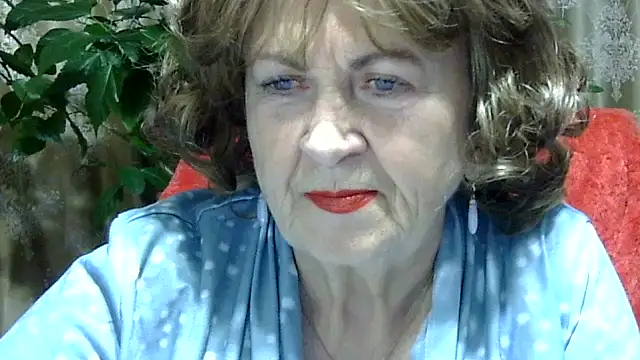 Emma52610 online show from 12.03.25