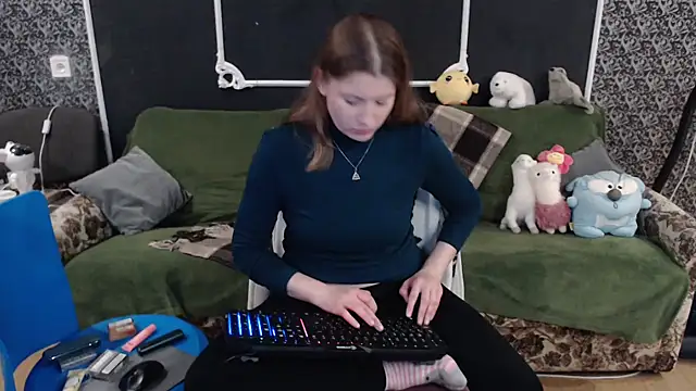 Snapshot of Gr4_soul_ chatting on 10.11.25 Gr4 soul  online show from 10.11.25