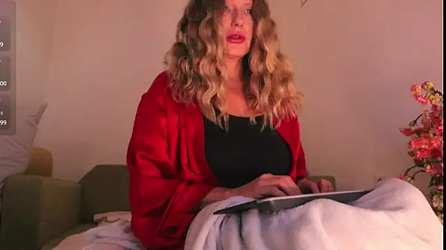 Snapshot of Kishaxxx chatting on 10.07.25 Kishaxxx online show from 10.07.25