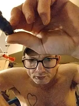 Snapshot of ROBERT0516 chatting on 10.30.25 ROBERT0516 online show from 10.30.25