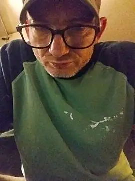 Snapshot of ROBERT0516 chatting on 11.02.25 ROBERT0516 online show from 11.02.25