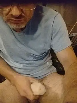 Snapshot of ROBERT0516 chatting on 04.05.26 ROBERT0516 online show from 04.05.26