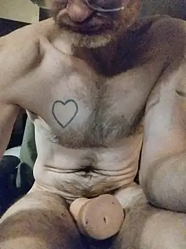 Snapshot of ROBERT0516 chatting on 04.11.26 ROBERT0516 online show from 04.11.26