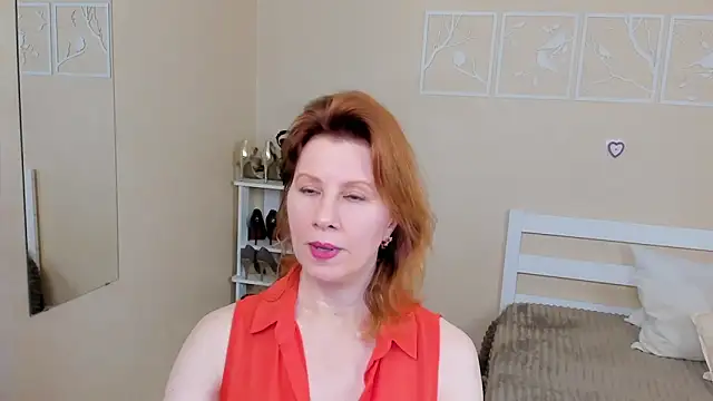 Snapshot of FoxySophia chatting on 02.23.25 FoxySophia online show from 02.23.25