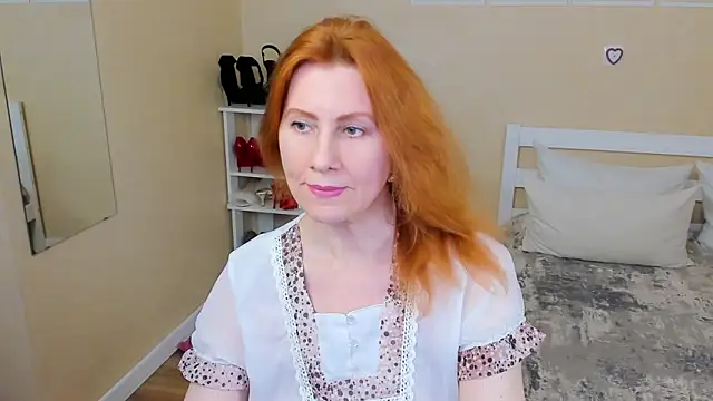 Snapshot of FoxySophia chatting on 03.01.26 FoxySophia online show from 03.01.26