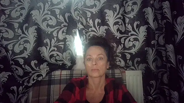 LindaStarS online show from 10.10.25