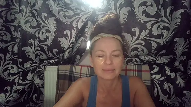 LindaStarS online show from 07.10.26