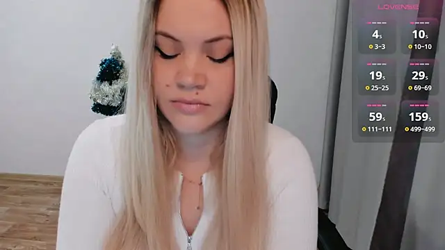 AllAboutLoveXx online show from 12.31.24