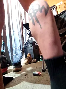 Snapshot of UncutHammer69 chatting on 02.03.26 UncutHammer69 online show from 02.03.26