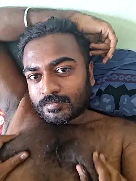 Snapshot of BlackHairy_man chatting on 06.08.26 BlackHairy man online show from 06.08.26