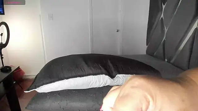 moonsweet1 online show from 04.25.26