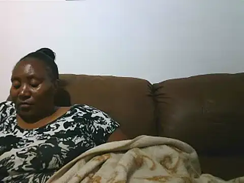 Snapshot of ebonytitts4u chatting on 02.17.26 ebonytitts4u online show from 02.17.26