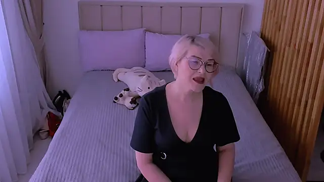 sabrinamacmarren online show from 03.22.26