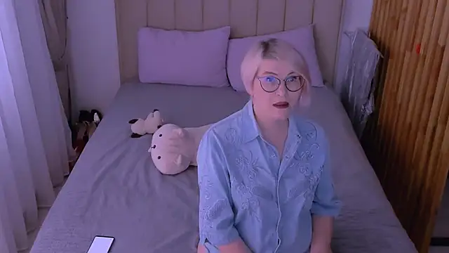 sabrinamacmarren online show from 03.25.26