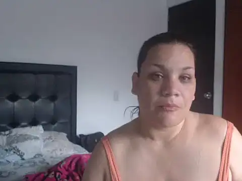 KimberlyPuentes online show from 12.18.24