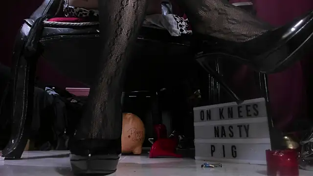 MeGoddesSara online show from 01.16.26