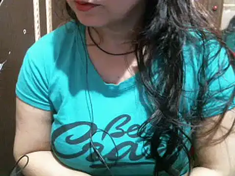 Snapshot of UrsMansi chatting on 12.08.24 UrsMansi online show from 12.08.24