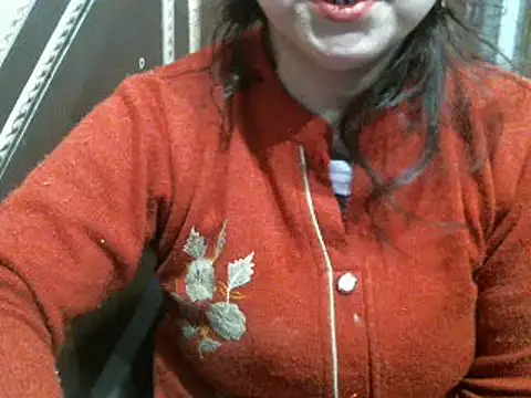 Snapshot of UrsMansi chatting on 01.06.25 UrsMansi online show from 01.06.25