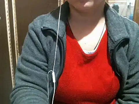 Snapshot of UrsMansi chatting on 01.09.25 UrsMansi online show from 01.09.25