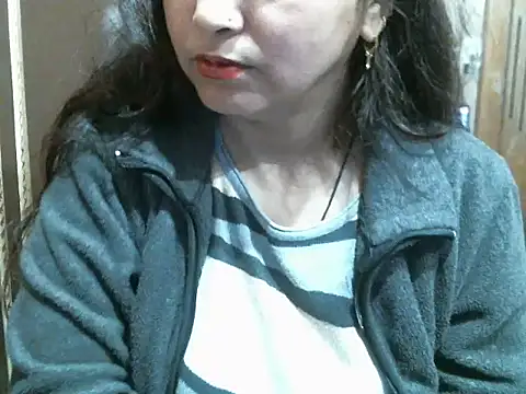 Snapshot of UrsMansi chatting on 02.08.25 UrsMansi online show from 02.08.25