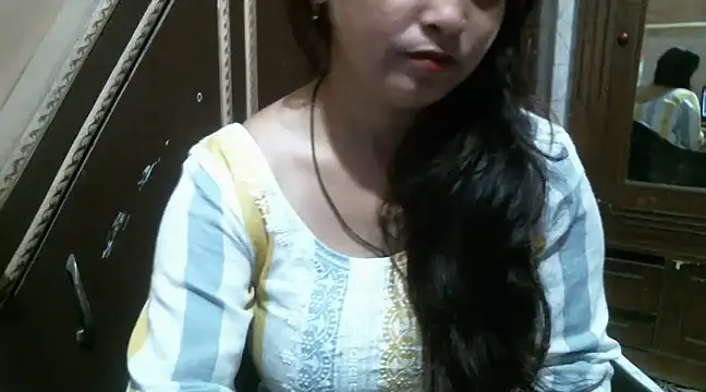 Snapshot of UrsMansi chatting on 03.21.25 UrsMansi online show from 03.21.25