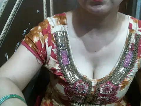 Snapshot of UrsMansi chatting on 09.23.25 UrsMansi online show from 09.23.25