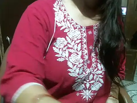Snapshot of UrsMansi chatting on 04.30.26 UrsMansi online show from 04.30.26