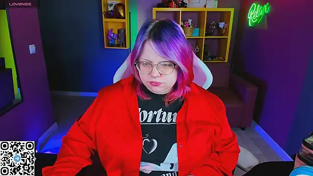 Yoki Shizuko online show from 03.17.25