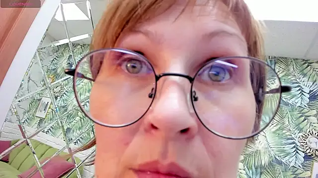 Paris Cherry online show from 03.01.25