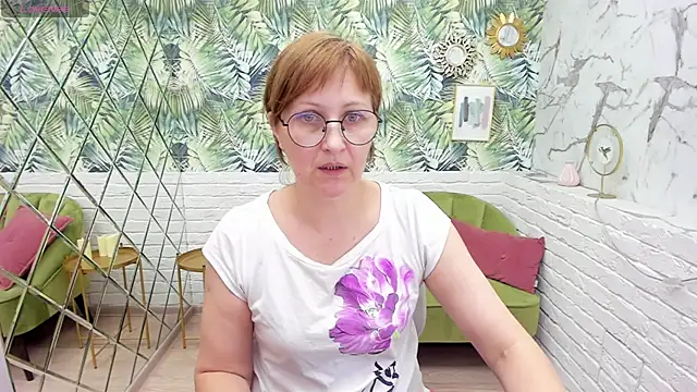 Paris Cherry online show from 03.09.25