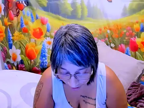 Snapshot of indianroxy chatting on 04.21.26 indianroxy online show from 04.21.26