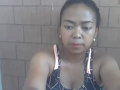 Snapshot of milkboobsgirl chatting on 04.28.26 milkboobsgirl online show from 04.28.26