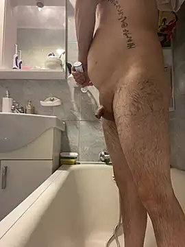 Snapshot of Love4sud chatting on 12.13.24 Love4sud online show from 12.13.24