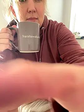 Anna Alexa online show from 11.07.25