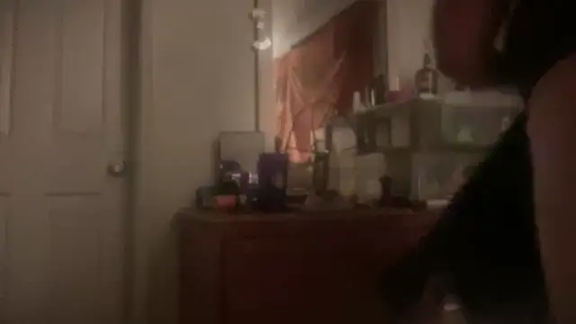 Snapshot of DezerayDelicious chatting on 12.04.24 DezerayDelicious online show from 12.04.24