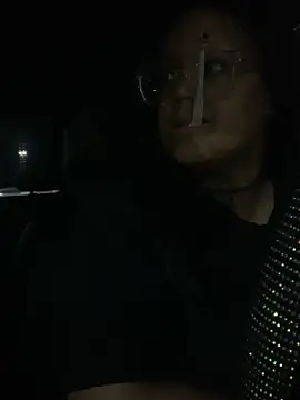 Snapshot of DezerayDelicious chatting on 01.26.25 DezerayDelicious online show from 01.26.25