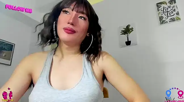 Snapshot of hottycrishina chatting on 01.11.25 hottycrishina online show from 01.11.25