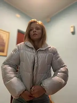 AnastasiaAniess online show from 12.15.24