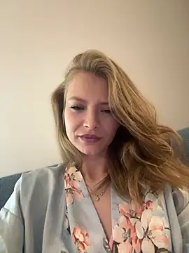 AnastasiaAniess online show from 02.21.25