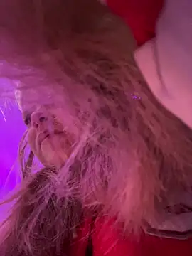 AnastasiaAniess online show from 11.13.25