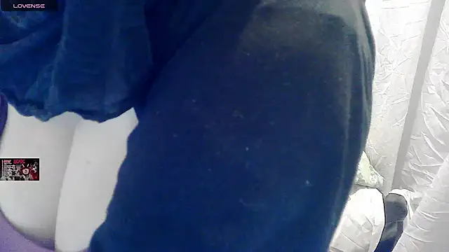 Snapshot of tatli_bela chatting on 01.23.25 tatli bela online show from 01.23.25