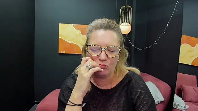 LeaPure online show from 03.01.25